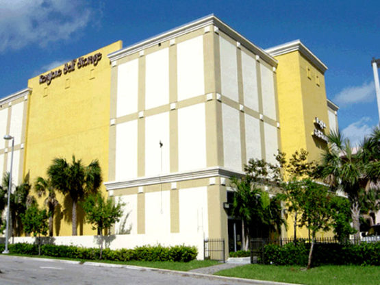 Painting Contractor & Waterproofing Davie services the entire state of Florida for all painting needs whether residential or commercial.